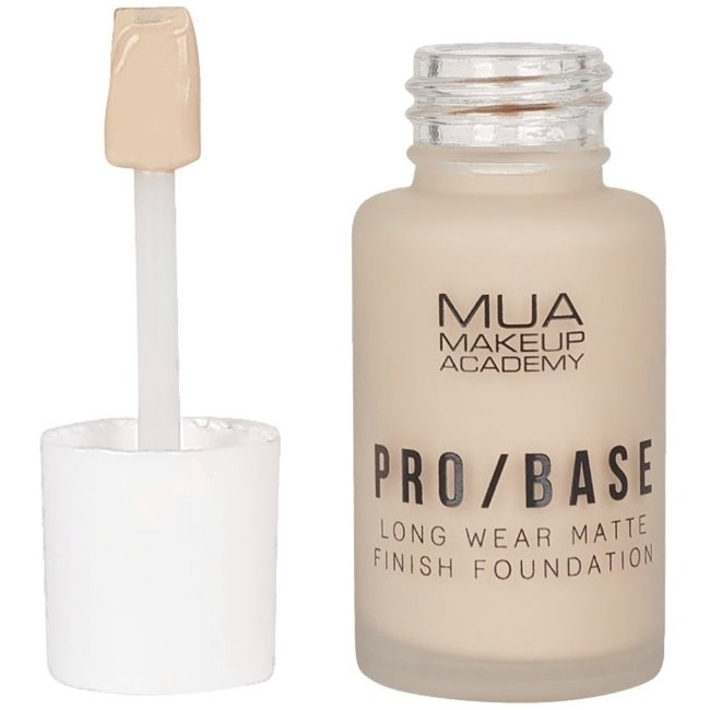 Тональная основа MUA Make Up Academy Pro Base Long Wear Matte Finish 30 мл 110 Тональная основа MUA Make Up Academy Pro Base Long Wear Matte Finish 30 мл 110
