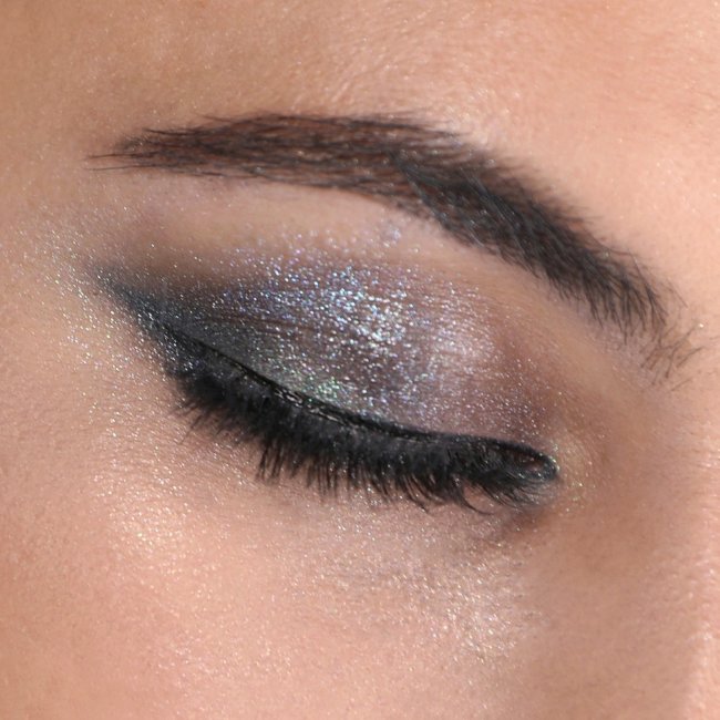 Тени для век MOIRA Chroma Light Shadow 024 You Up? Тени для век MOIRA Chroma Light Shadow 024 You Up?