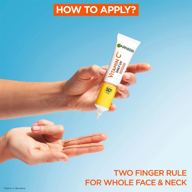 Увлажняющий солнцезащитный крем с витамином C* Garnier Sheer Glow SPF50 для пигментированной кожи 40 мл