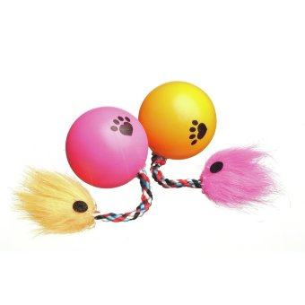Игрушечный мячик для кошек Camon с пушистым помпоном 3,5 см