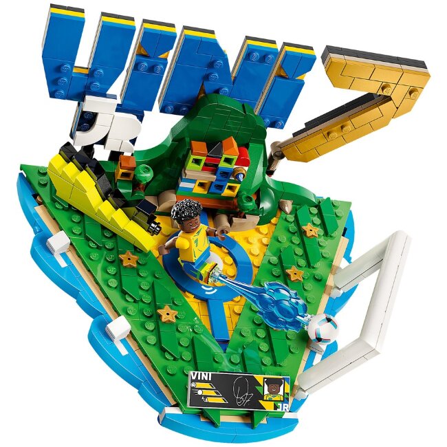 LEGO® Editions Football 43027 Vini Jr. – звездные моменты футбола