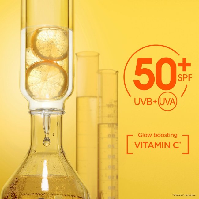 Невидимый увлажняющий солнцезащитный крем Garnier SkinActive Vitamin C* SPF50 для смуглой кожи 40 мл