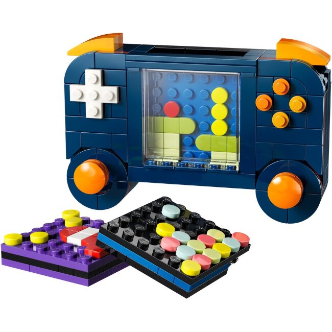 Игровая приставка LEGO® Creator 31380 в ретро-стиле