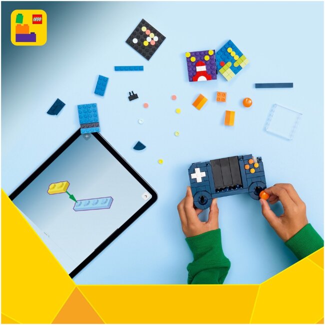 Игровая приставка LEGO® Creator 31380 в ретро-стиле