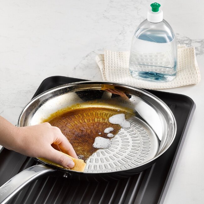 Сковорода Tefal Intuition Techdome из нержавеющей стали 28 см B8590635