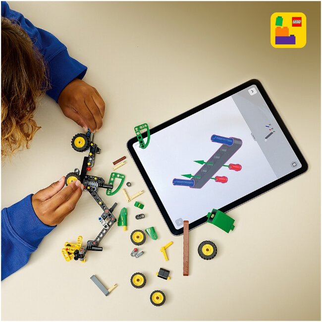 Технический конструктор LEGO® Technic с колесами John Deere 1470H — харвестер Технический конструктор LEGO® Technic с колесами John Deere 1470H — харвестер