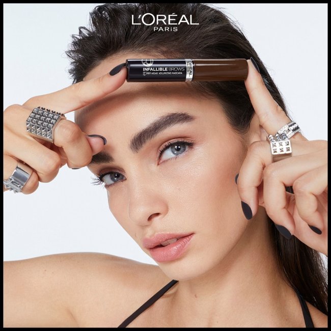 Тушь для бровей L'Oréal Paris Infaillible Brows 24H Volumizing 1.0 Ebony 5 мл