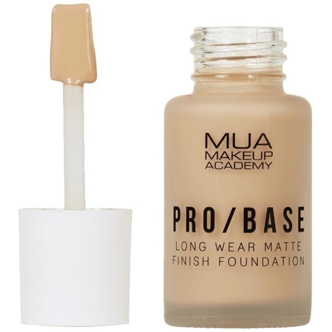 Тональный крем MUA Make Up Academy Pro Base Long Wear с матовым финишем 30 мл 142