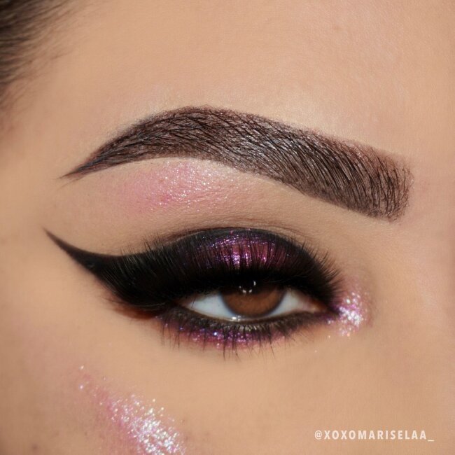 Карандаш для век MOIRA At Glance Stick Shadow 013 Black